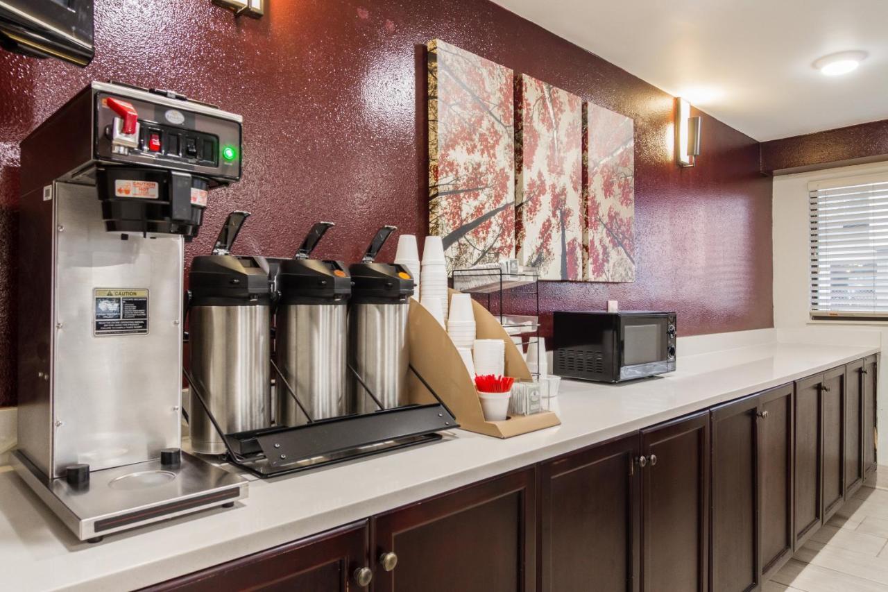 Red Roof Inn Chattanooga - Hamilton Place Bagian luar foto